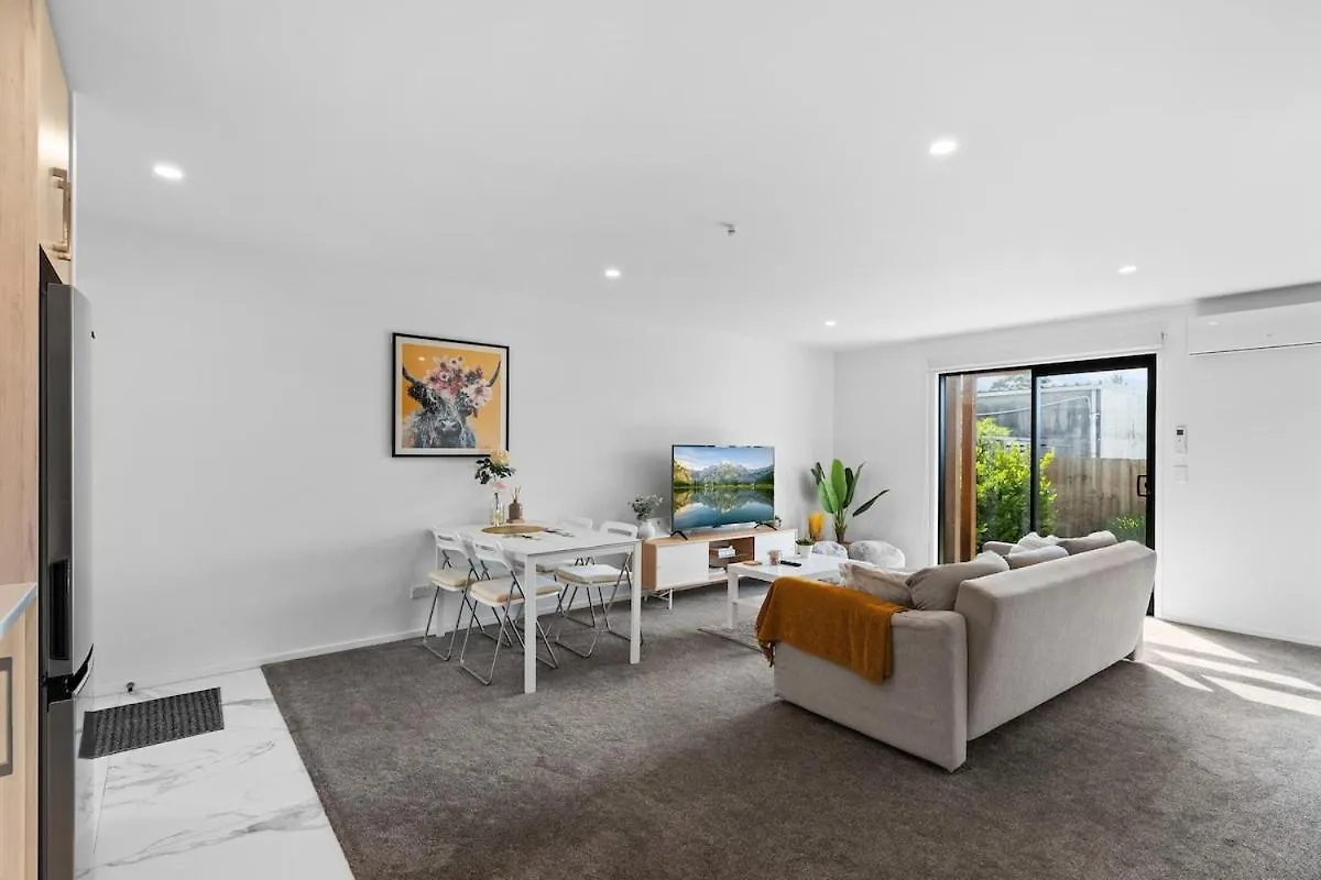 Apartment Townhouse Close To Everything Christchurch New Zealand