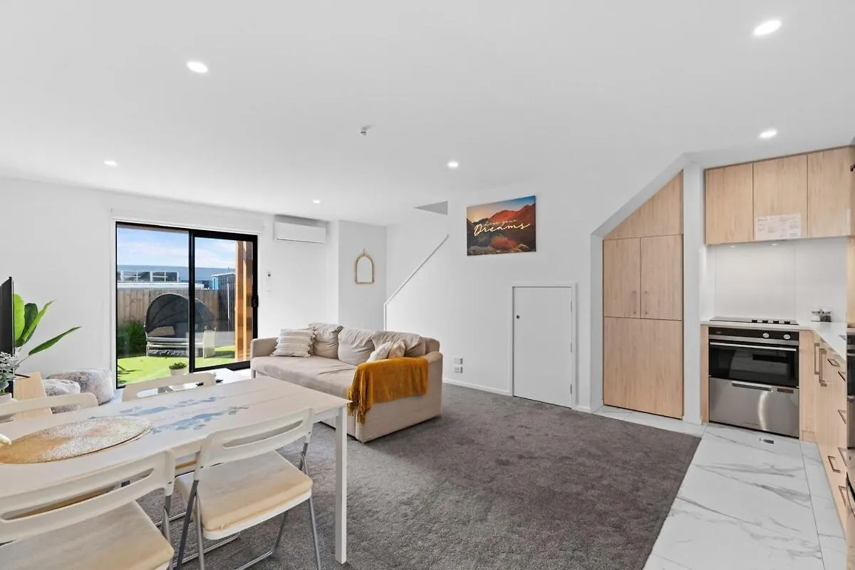 Townhouse Close To Everything Christchurch